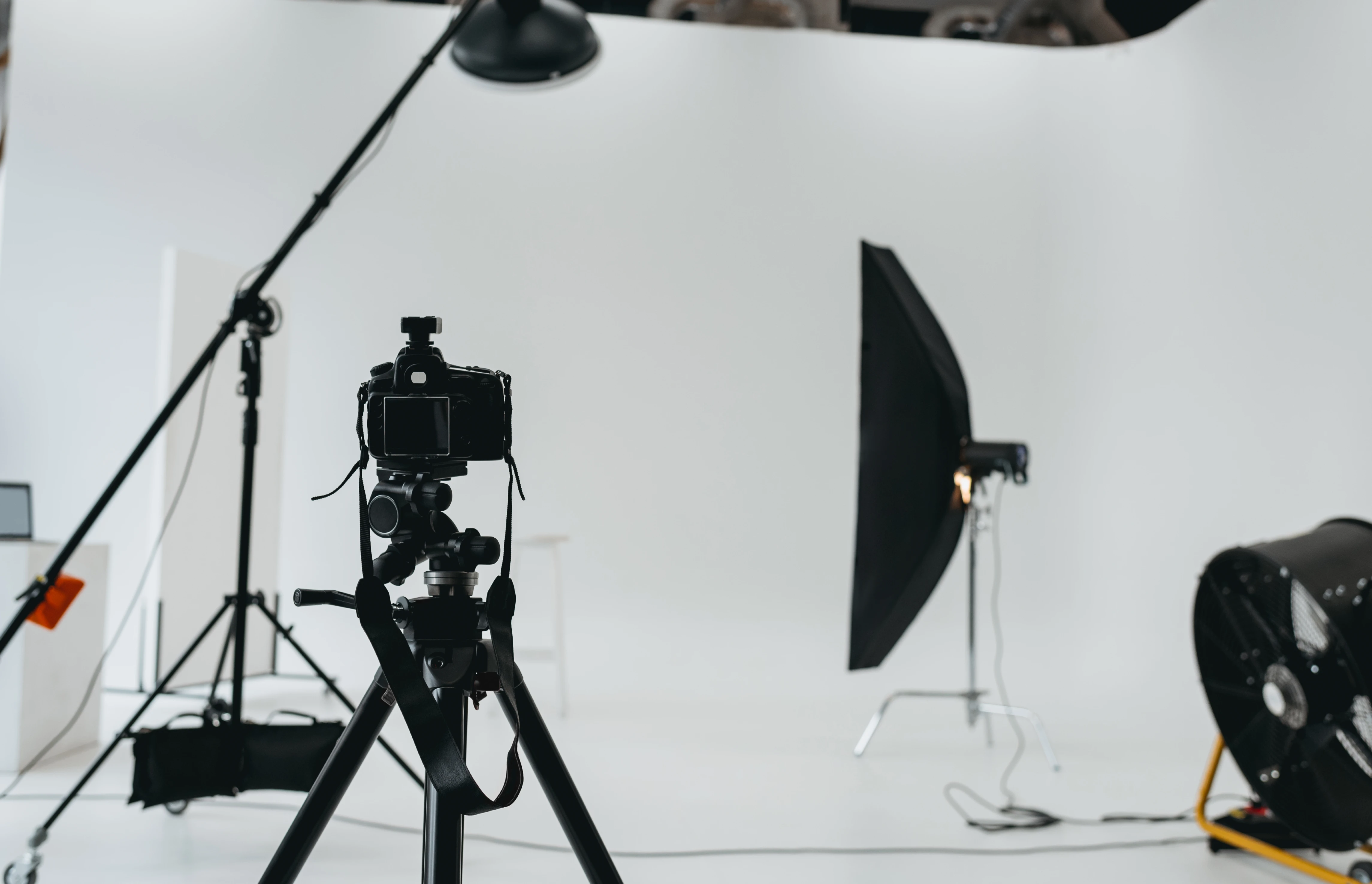 PHOTO PRODUCTION